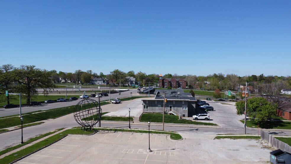 More Photos Of 945 19th St, Des Moines Medical For Sale