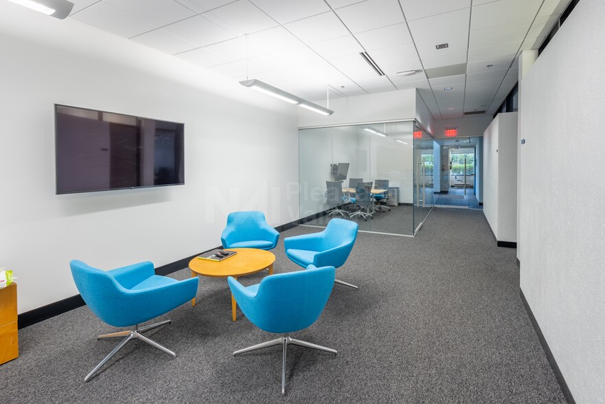 More Photos Of 30725 Solon Industrial Pky, Solon Manufacturing For Lease