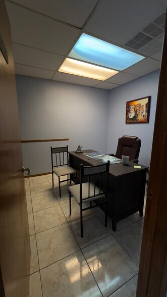 More Photos Of 8407 Bandera Rd, San Antonio Coworking Space