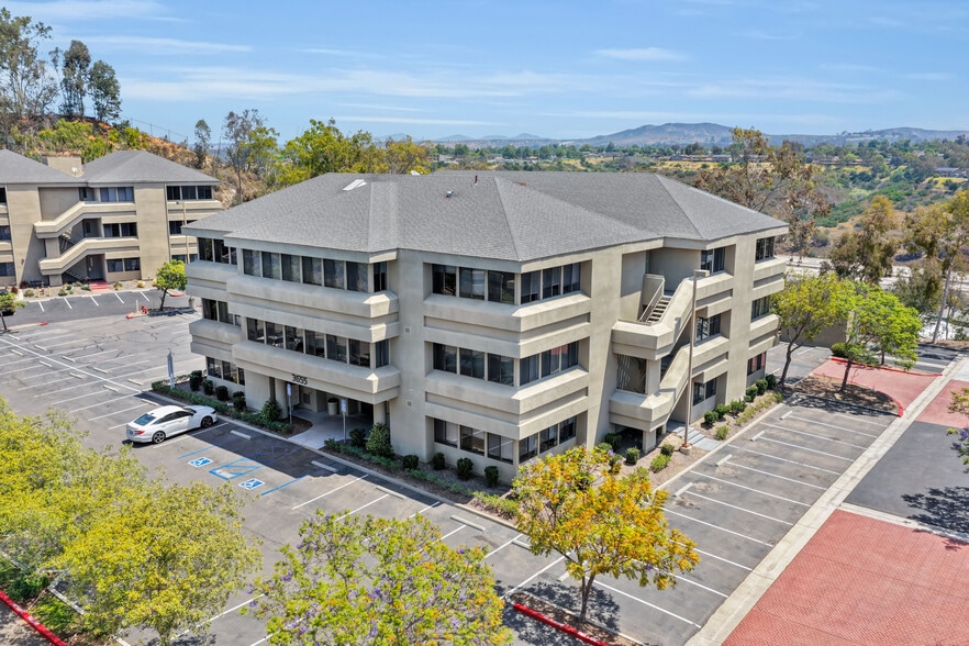 More Photos Of 3665 Ruffin Rd, San Diego Unknown For Lease