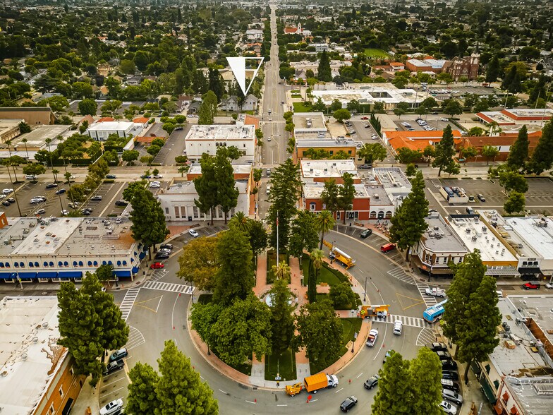 More Photos Of 307 E Chapman Ave, Orange Office For Sale