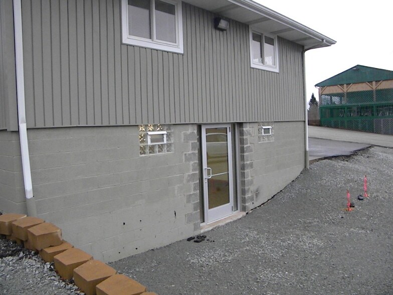 More Photos Of 14900 State Route 30, Irwin Office For Lease