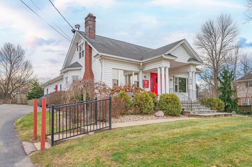 More Photos Of 1030 Main St, Milford Office For Sale