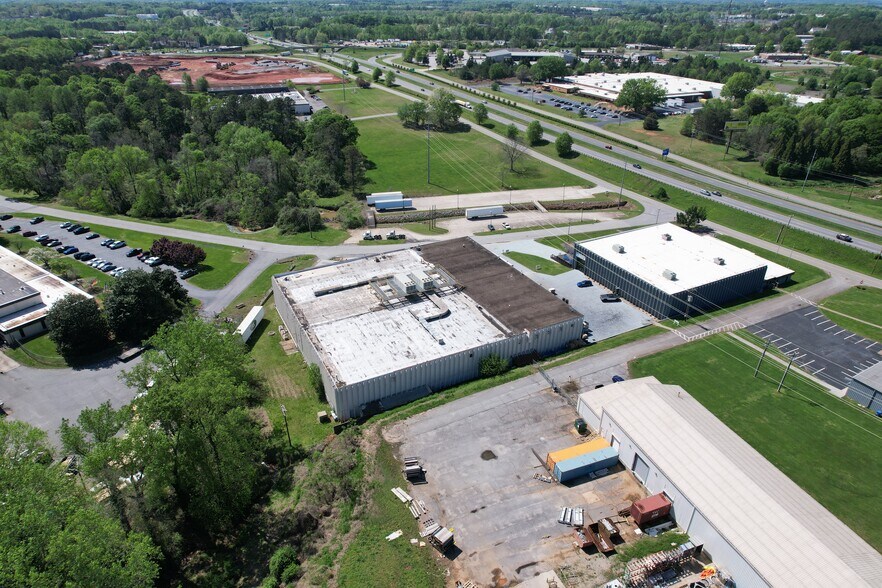 More Photos Of 51 Zima Park Dr, Spartanburg Manufacturing For Sale