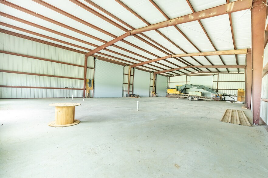 More Photos Of 2245 Randon Dyer, Rosenberg Warehouse For Sale