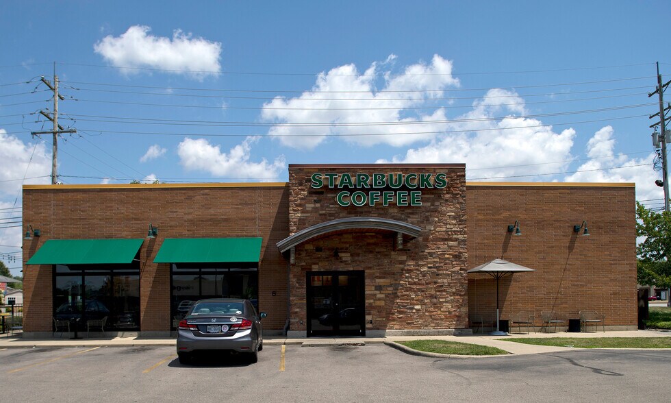 Primary Photo Of 9911 Colerain Ave, Cincinnati Fast Food For Sale