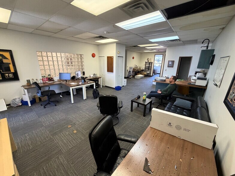 Primary Photo Of 4142 Main St, Vancouver Office For Lease
