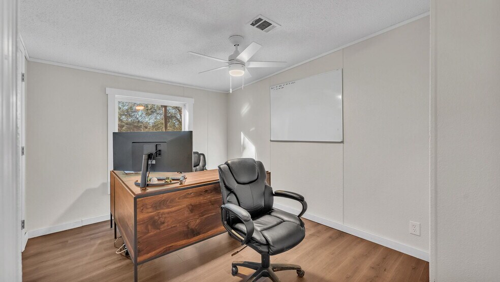 More Photos Of 705 Jerry Smith Rd, Dover Light Manufacturing For Sale