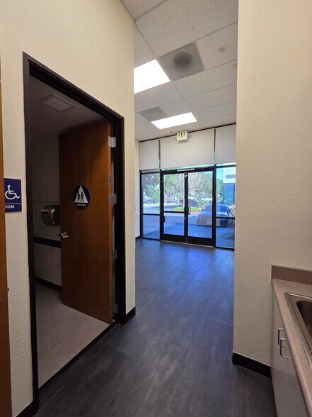 More Photos Of 1151 Ringwood Ct, San Jose Light Manufacturing For Lease