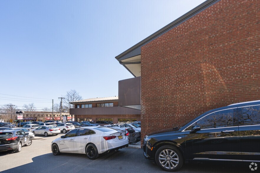 More Photos Of 1551 Richmond Rd, Staten Island Medical For Lease