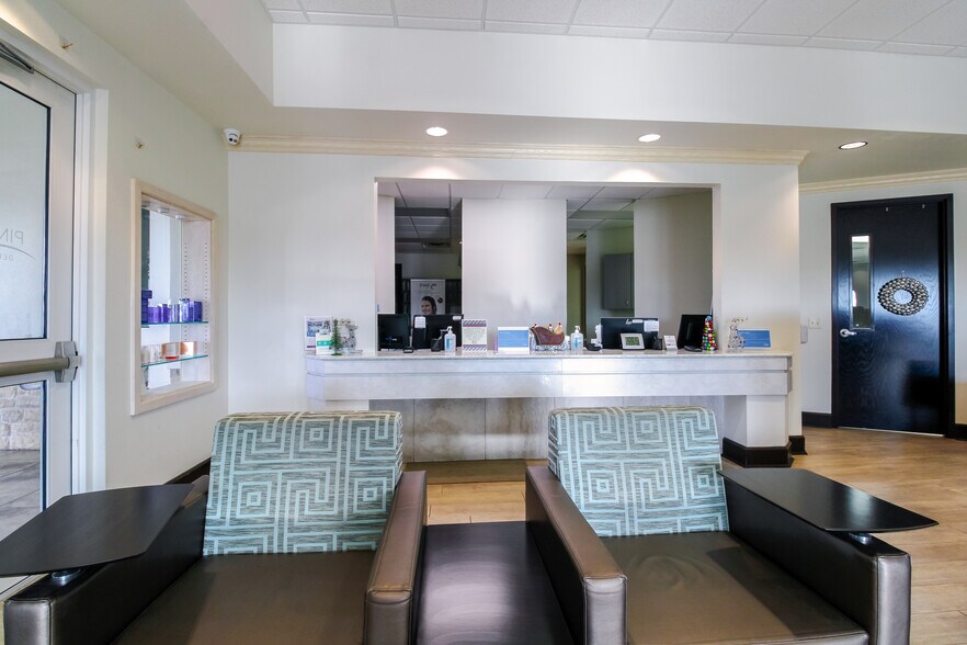 More Photos Of 4040 Medical Park Dr, Odessa Medical For Sale