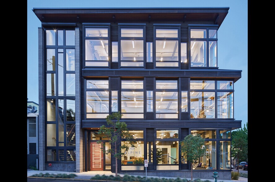Primary Photo Of 3800 Woodland Park Ave N, Seattle Office For Lease