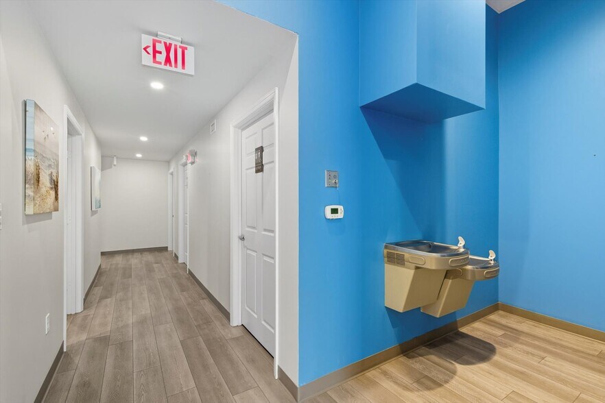 More Photos Of 2030 Thomasville Rd, Tallahassee Unknown For Lease