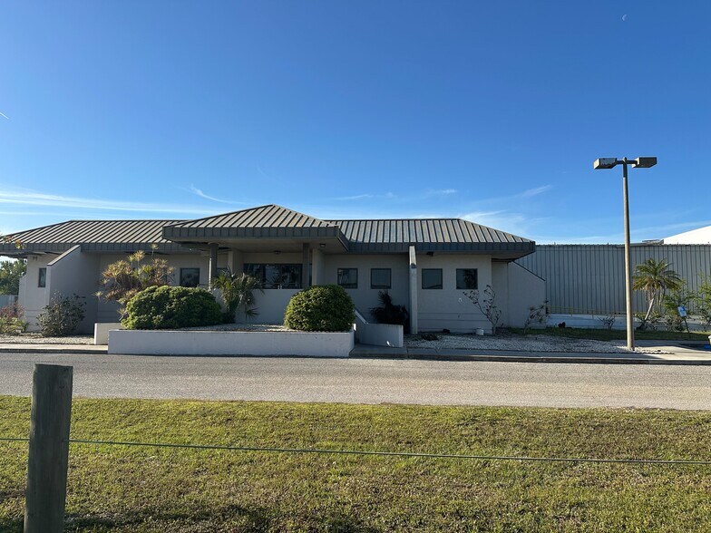 More Photos Of 2105 S Dock St, Palmetto Food Processing For Sale