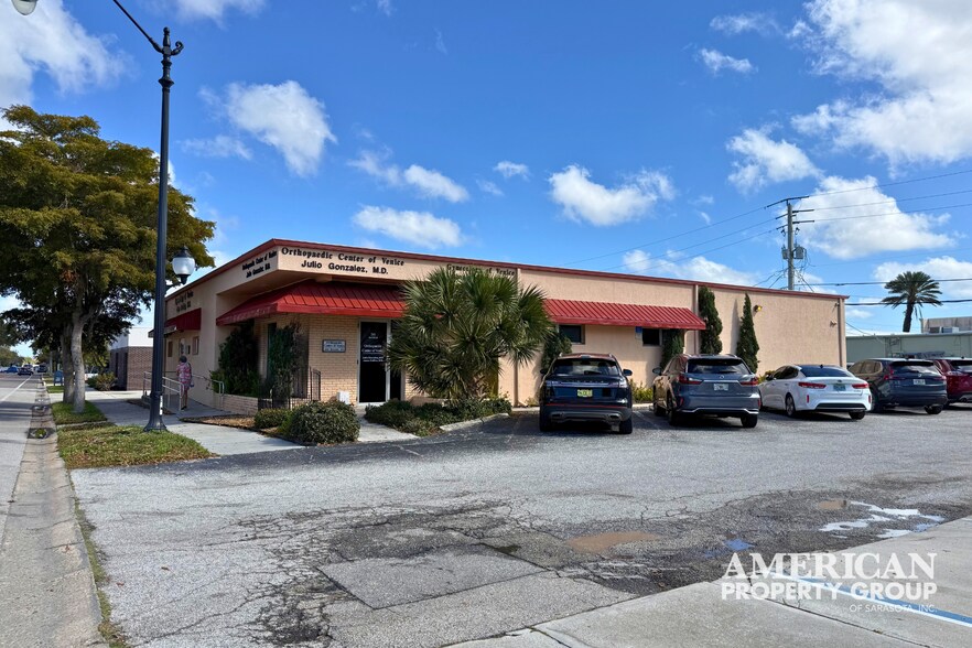 More Photos Of 241 Nokomis Ave S, Venice Medical For Sale