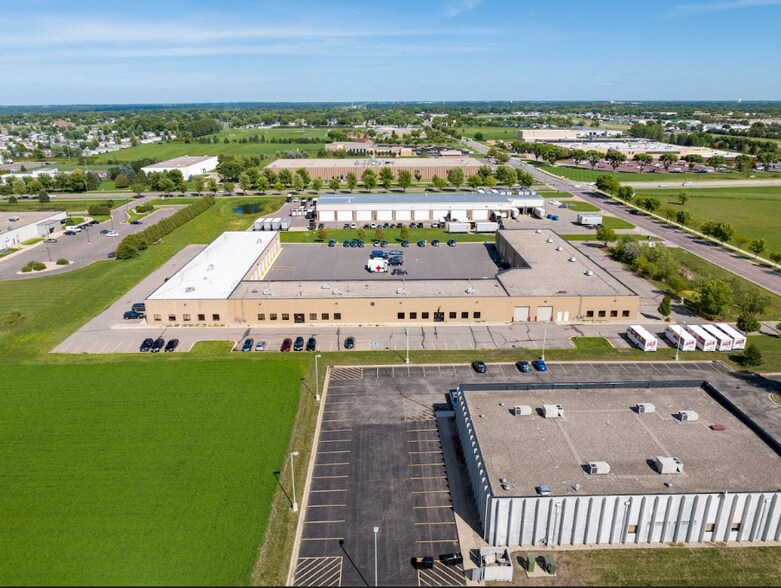 More Photos Of 2120 Howard Dr W, North Mankato Warehouse For Lease