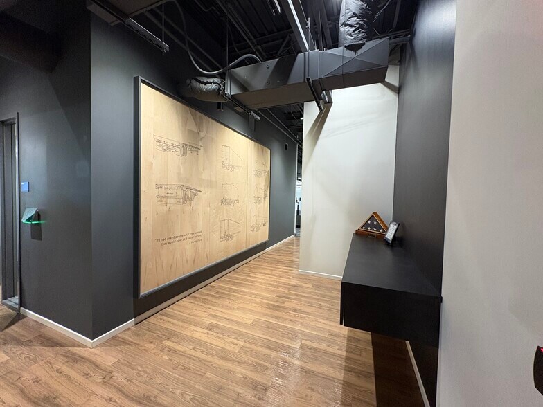 More Photos Of 3900 McCarty Ln, Lafayette Office For Sale