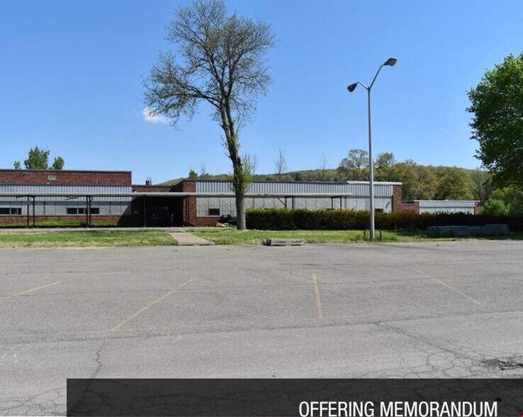 More Photos Of 100 Elm St, Owego Warehouse For Lease