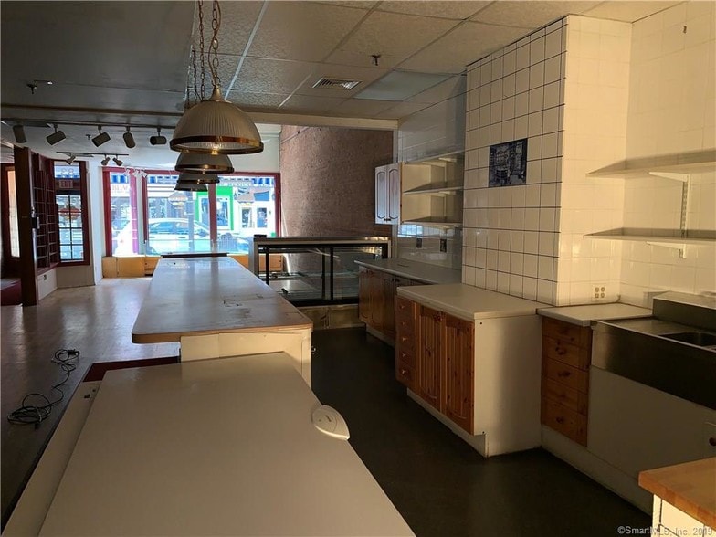 More Photos Of 83 Washington St, Norwalk Apartments For Sale