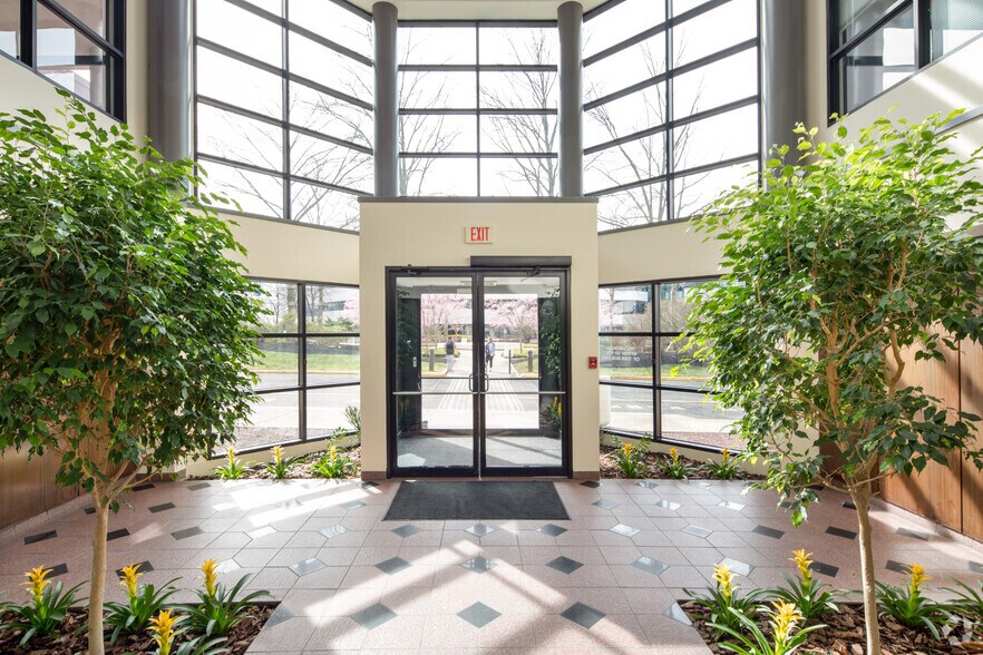 More Photos Of 7 Neshaminy Interplex, Trevose Office For Lease