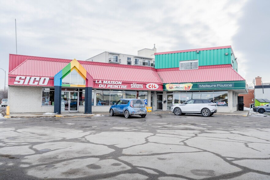 More Photos Of 780 Boul Saint-Joseph, Gatineau General Retail For Sale