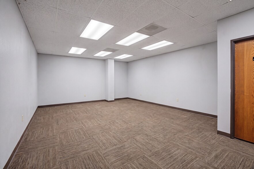 More Photos Of 2111 Skyline Dr, Mesquite Religious Facility For Sale