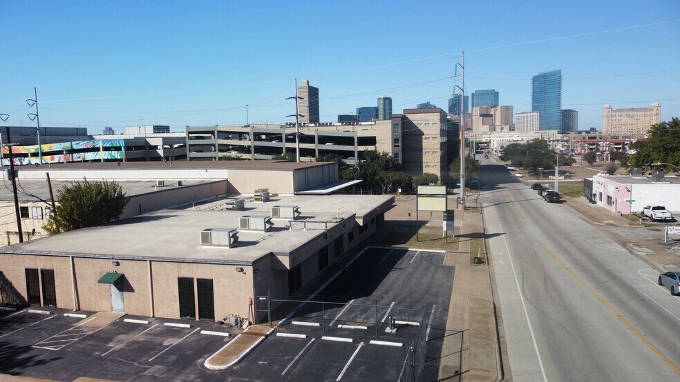 Primary Photo Of 500 S Jennings Ave, Fort Worth Warehouse For Sale
