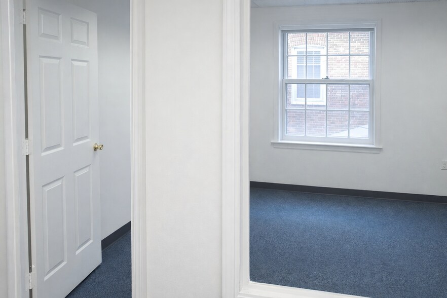 More Photos Of 18 Bank St, Summit Medical For Lease