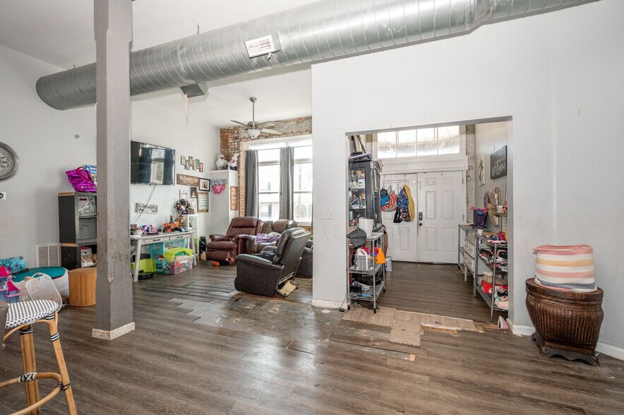 More Photos Of 1514 Kinney Ave, Cincinnati Warehouse For Sale