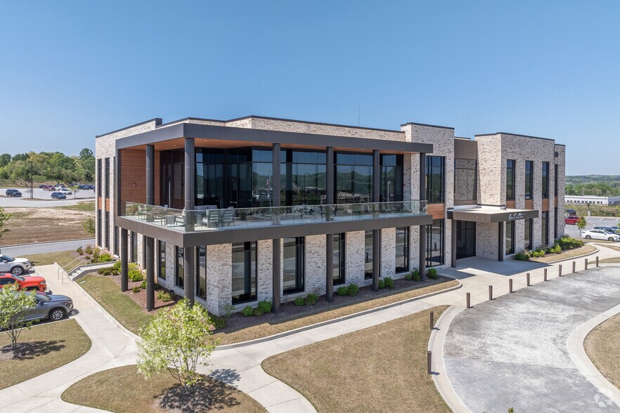 More Photos Of 100 Highpoint Park Way, Braselton Office For Lease