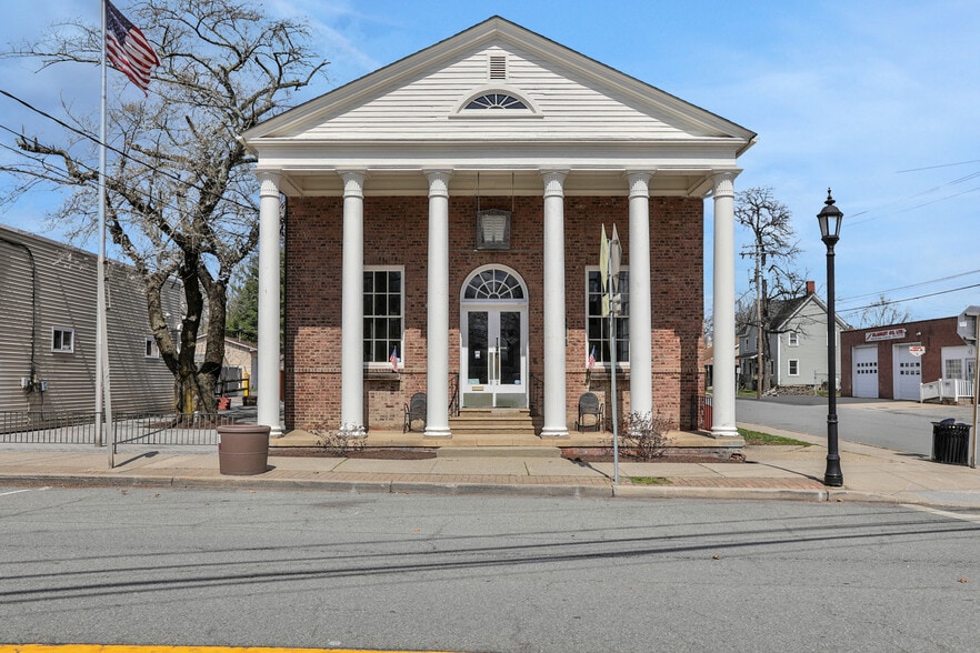 Primary Photo Of 62 Main St, Pine Bush Loft Creative Space For Sale