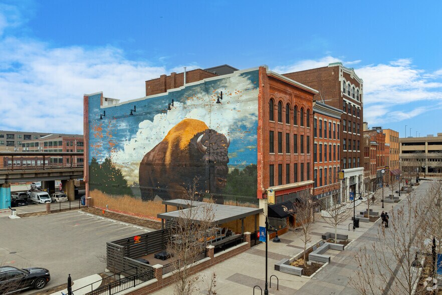 Primary Photo Of 126 W Columbia St, Fort Wayne Office For Sale