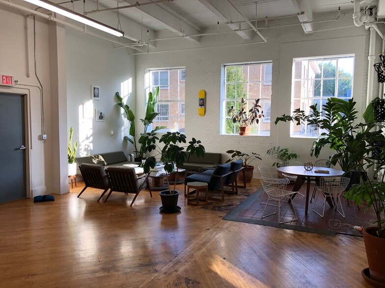 More Photos Of 2222 NE Oregon St, Portland Unknown For Lease