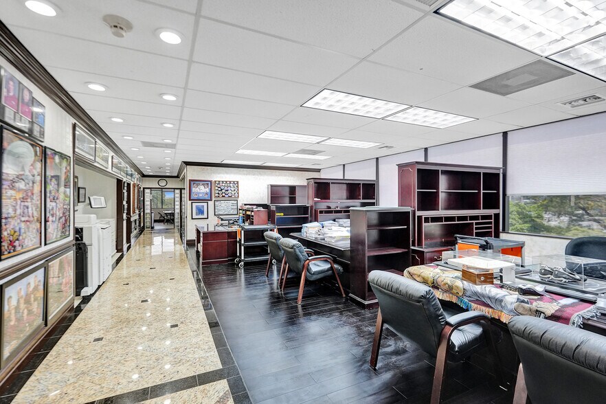 More Photos Of 4491 S State Road 7, Davie Office For Lease