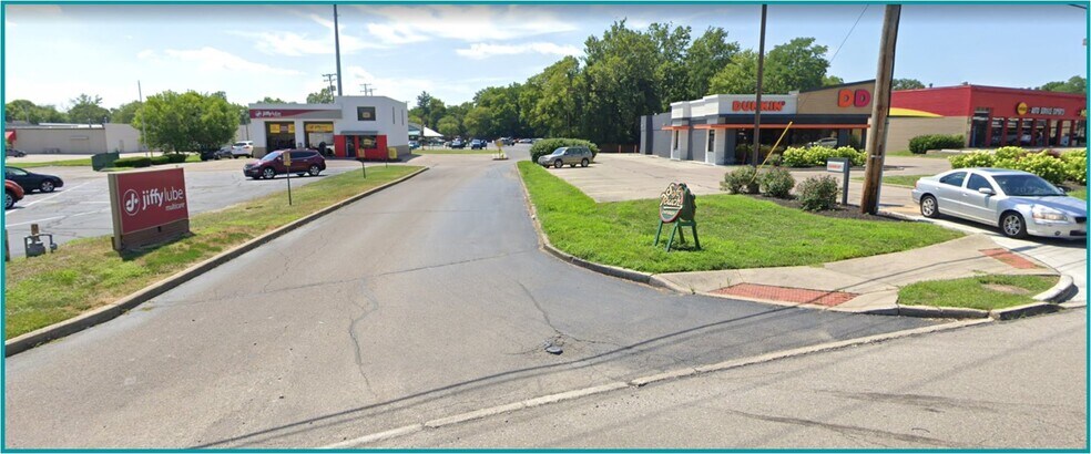 More Photos Of 5 W Whipp Rd, Dayton Auto Repair For Lease