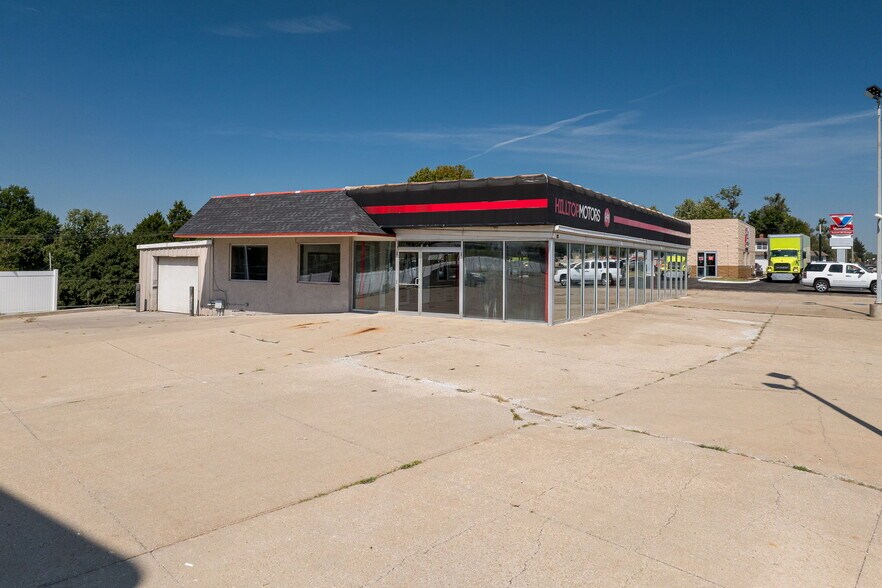 More Photos Of 1710 S Belt Hwy, Saint Joseph Auto Dealership For Sale