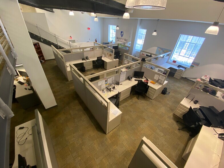 More Photos Of 216-218 W Water St, Charlottesville Loft Creative Space For Lease