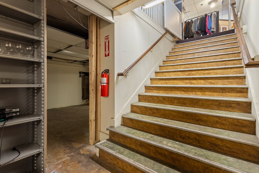 More Photos Of 30-32 S Main St, Attleboro General Retail For Lease