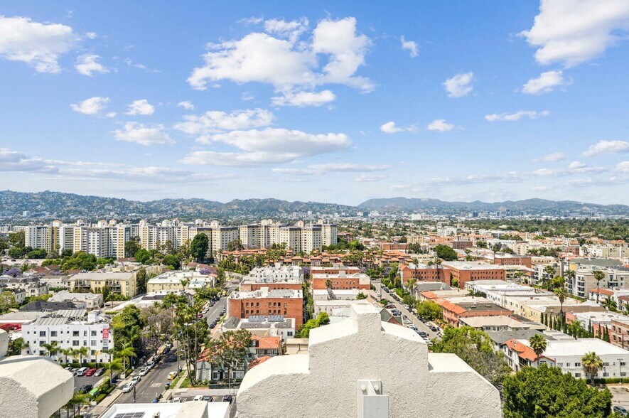 More Photos Of 5500-5528 Wilshire Blvd, Los Angeles Office For Lease