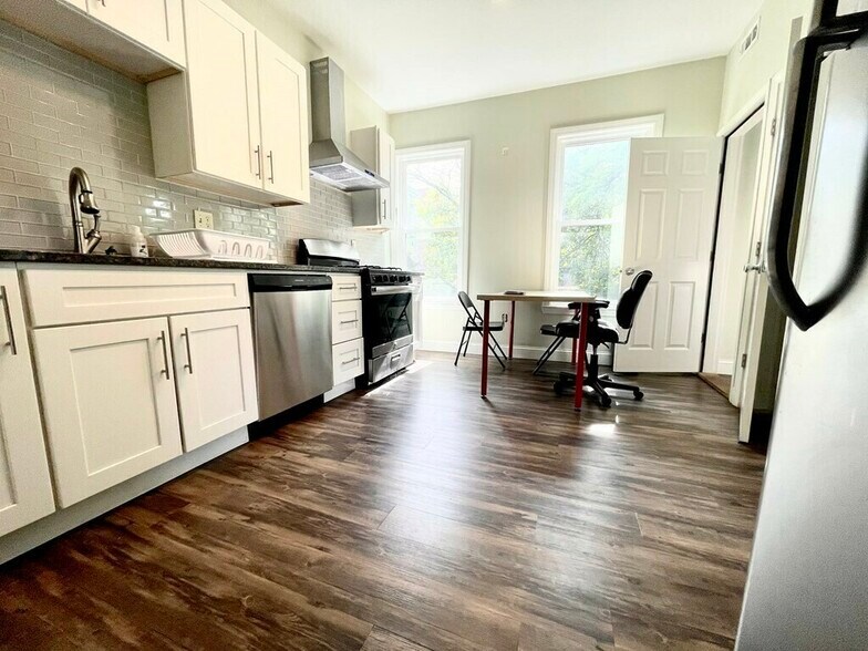 More Photos Of 422 McGrath Hwy, Somerville Apartments For Sale