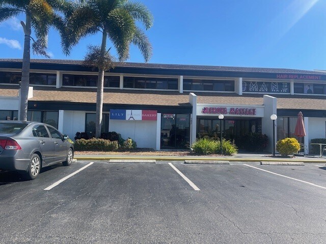 More Photos Of 12995 S Cleveland Ave, Fort Myers Unknown For Lease