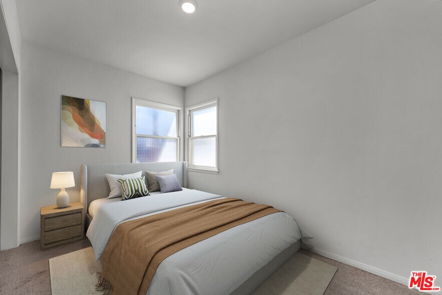 More Photos Of 6515 Vista del Mar, Playa Del Rey Apartments For Sale