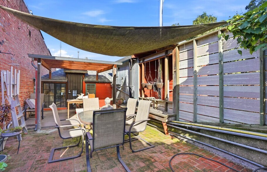 More Photos Of 733 Loring Ave, Crockett Apartments For Sale