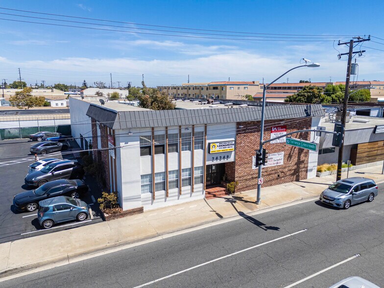 More Photos Of 24248 Crenshaw Blvd, Torrance Office For Sale