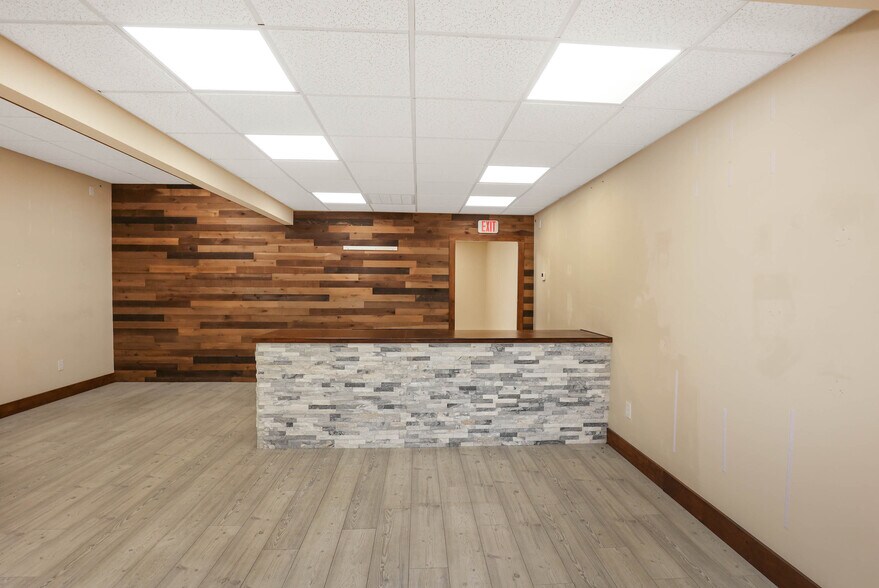 More Photos Of 32 Hastings St, Mendon Storefront Retail Office For Lease