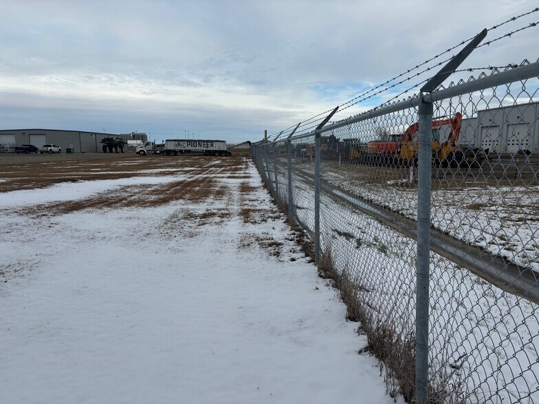 More Photos Of 6220 E Highway 2, Minot Service For Lease