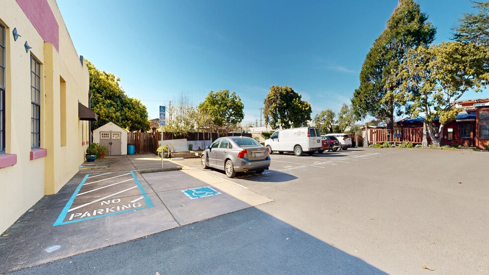 More Photos Of 2530 San Pablo Ave, Berkeley Office For Lease