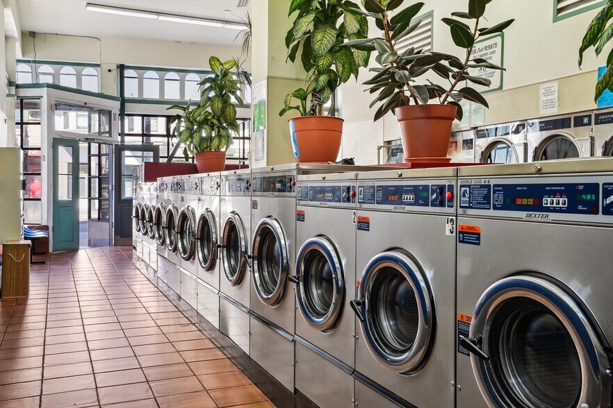 More Photos Of 105-111 Richland Ave, San Francisco Apartments For Sale