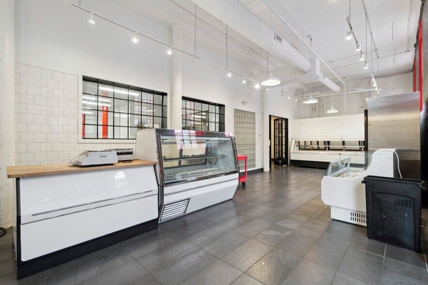 More Photos Of 1521-1531 N 31st St, Philadelphia Warehouse For Sale