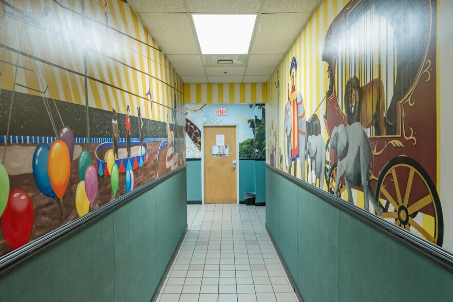 More Photos Of 6500 Preston Hwy, Louisville Medical For Lease